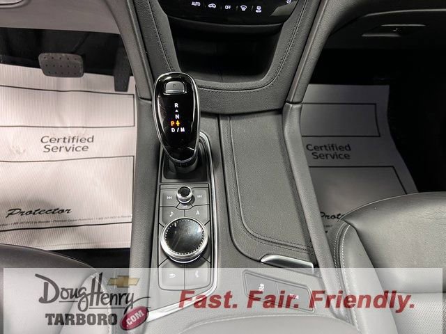 Used 2025 Cadillac XT6 Premium Luxury image 54