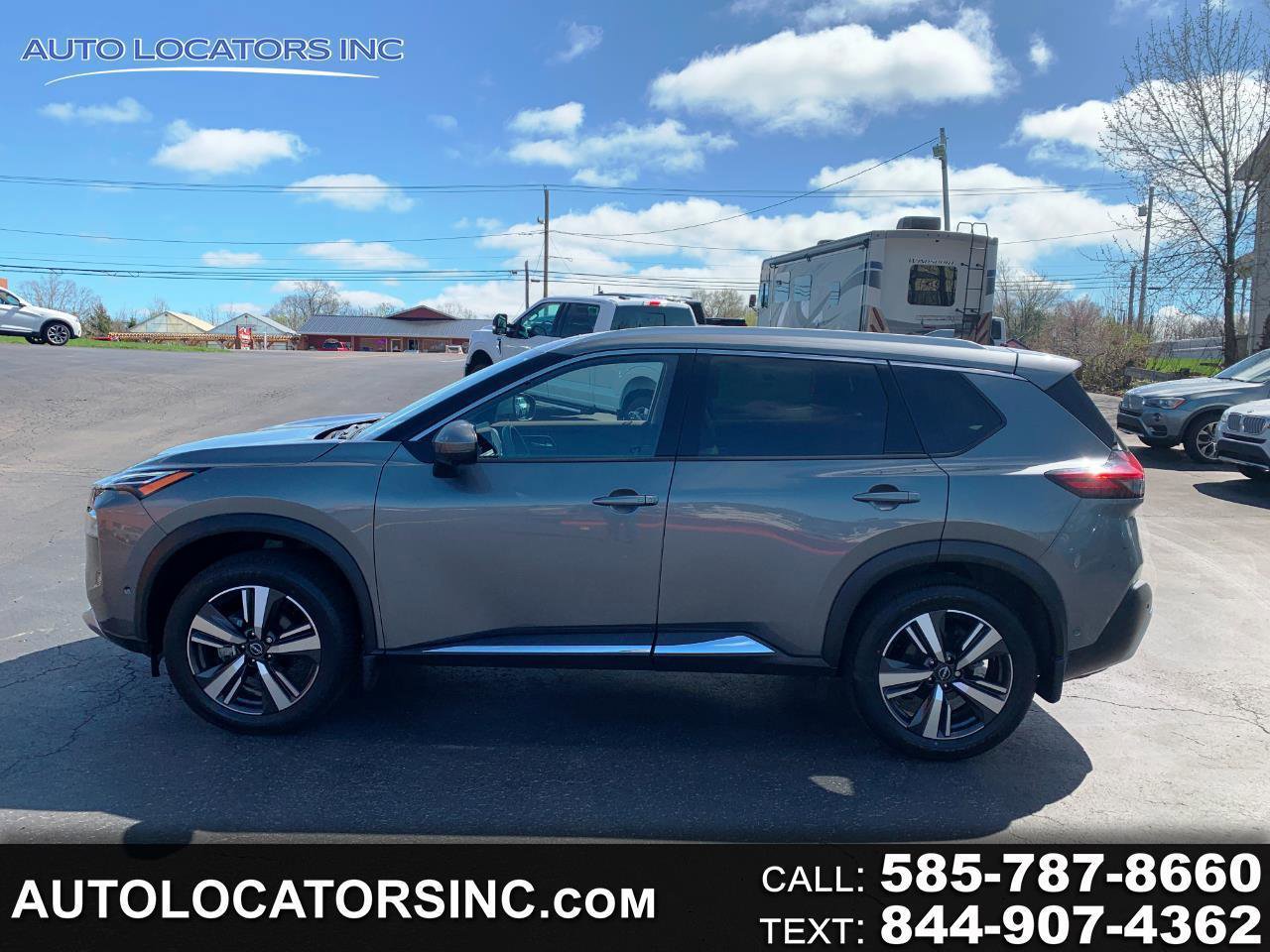 Used 2023 Nissan Rogue Platinum AWD/4WD image 1