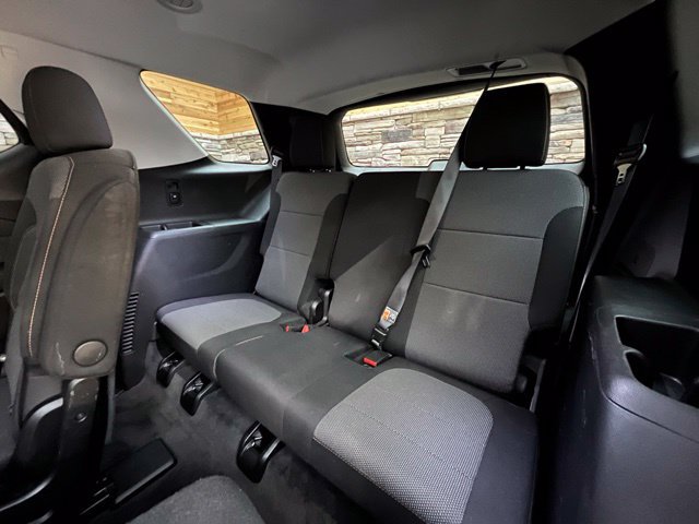Used 2020 Chevrolet Traverse LT w/ Driver Confidence II Package AWD/4WD image 36
