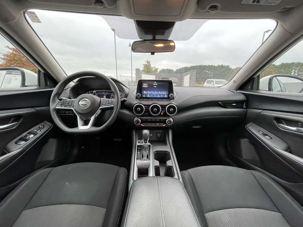 Used 2023 Nissan Sentra SV image 27