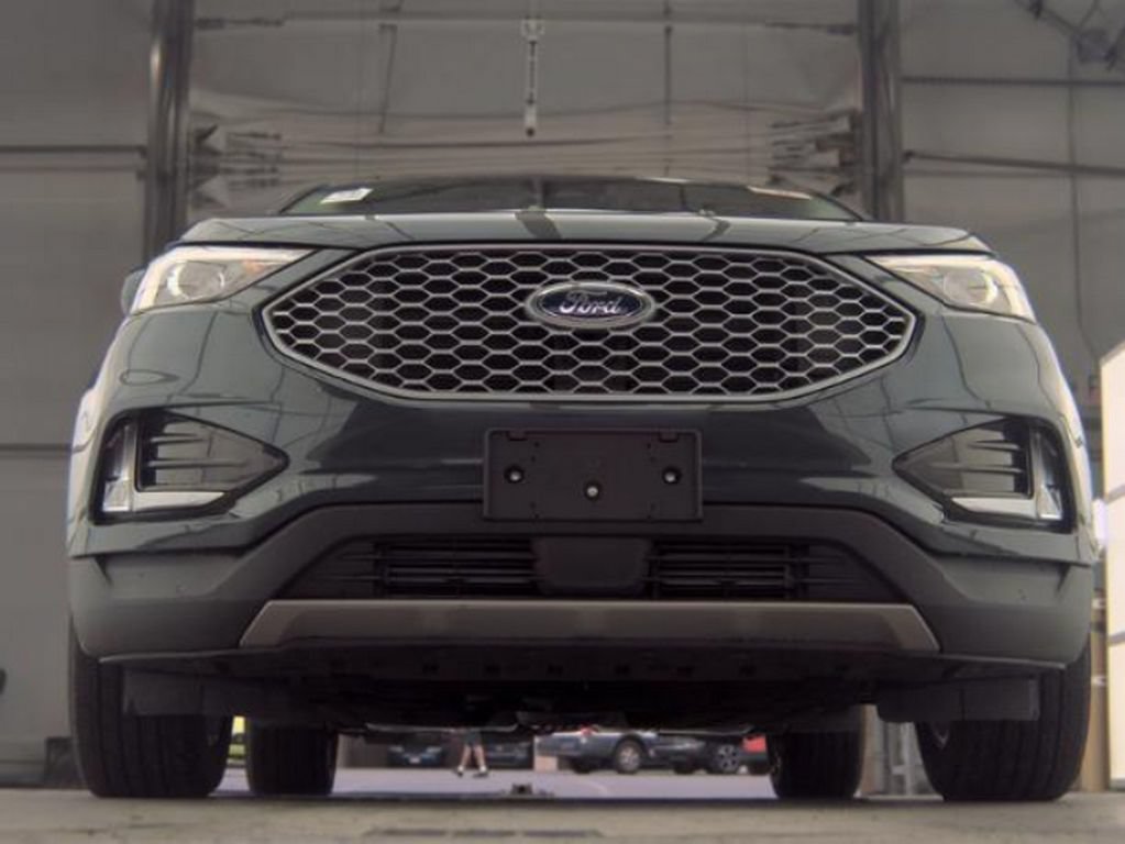 Used 2023 Ford Edge SEL w/ Convenience Package AWD/4WD image 4