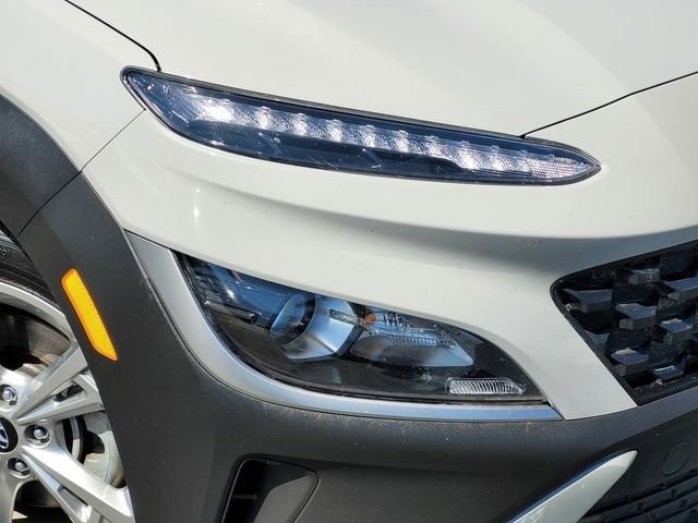 Used 2023 Hyundai Kona SEL AWD/4WD image 11