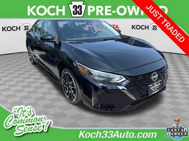Used 2025 Nissan Sentra SR w/ SR Premium Package FWD image 1