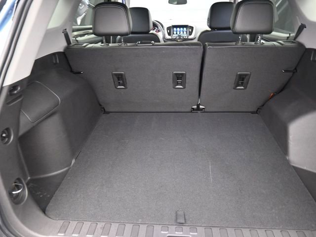 Used 2024 GMC Terrain SLT w/ Infotainment Package II image 25