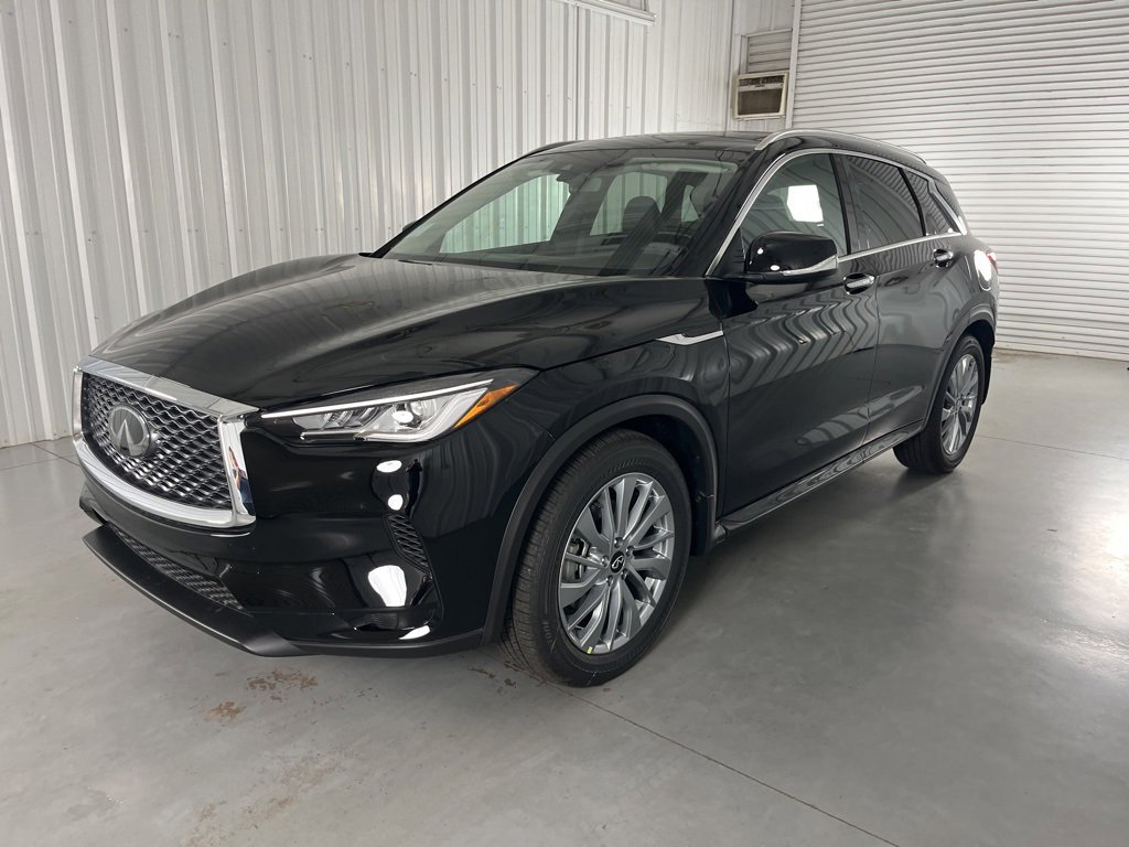 Certified 2025 INFINITI QX50 Luxe image 3