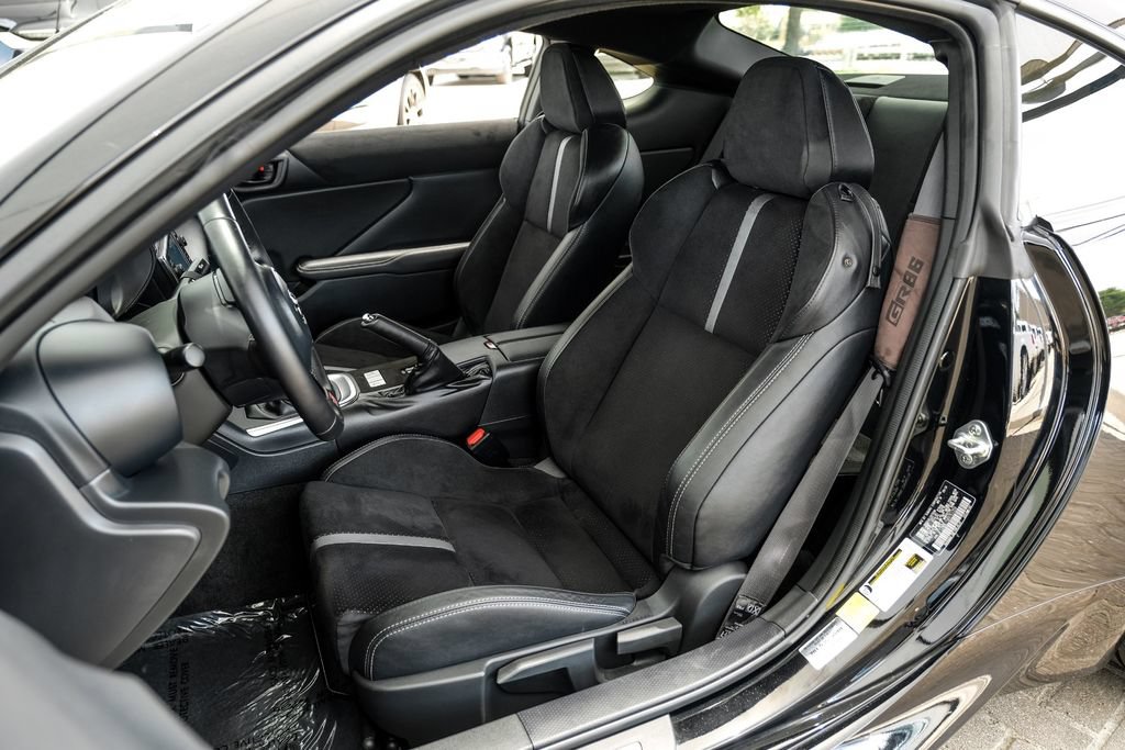 Used 2024 Toyota GR86 Premium w/ Performance Package RWD image 33