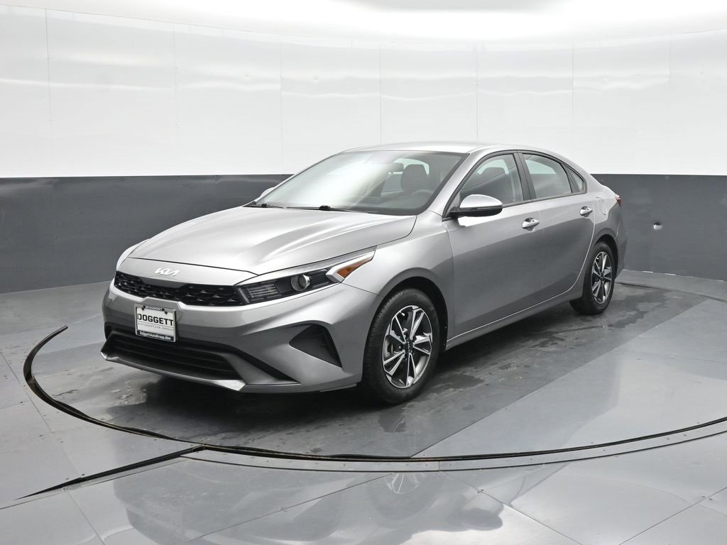 Used 2023 Kia Forte LXS w/ LXS Technology Package image 18