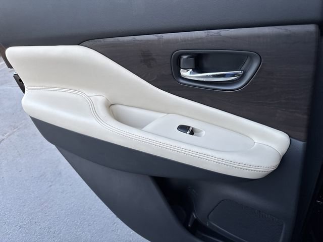 Certified 2024 Nissan Murano Platinum image 10