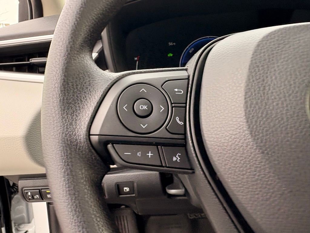 Used 2026 Toyota Corolla LE image 22