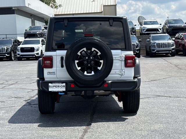 Used 2024 Jeep Wrangler Unlimited Rubicon 4xe AWD/4WD image 4