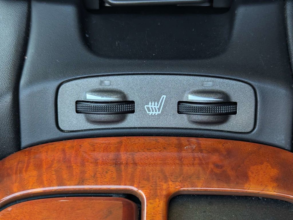 Used 2004 Lexus SC 430 Convertible image 20