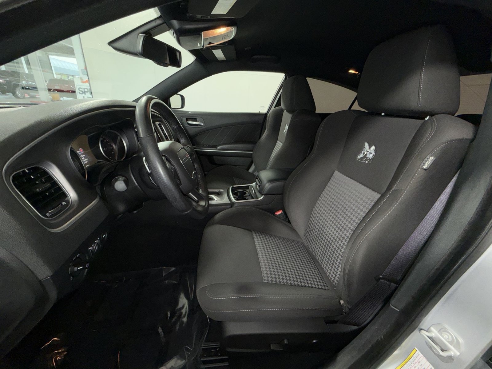 Used 2022 Dodge Charger Scat Pack RWD image 13