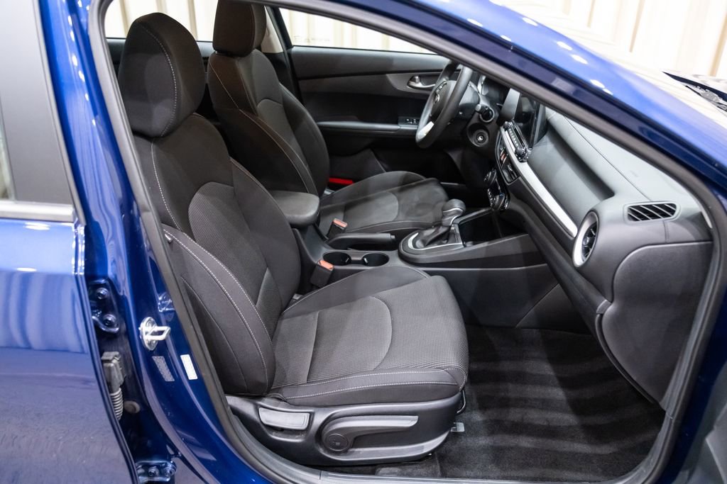 Used 2019 Kia Forte LXS image 10