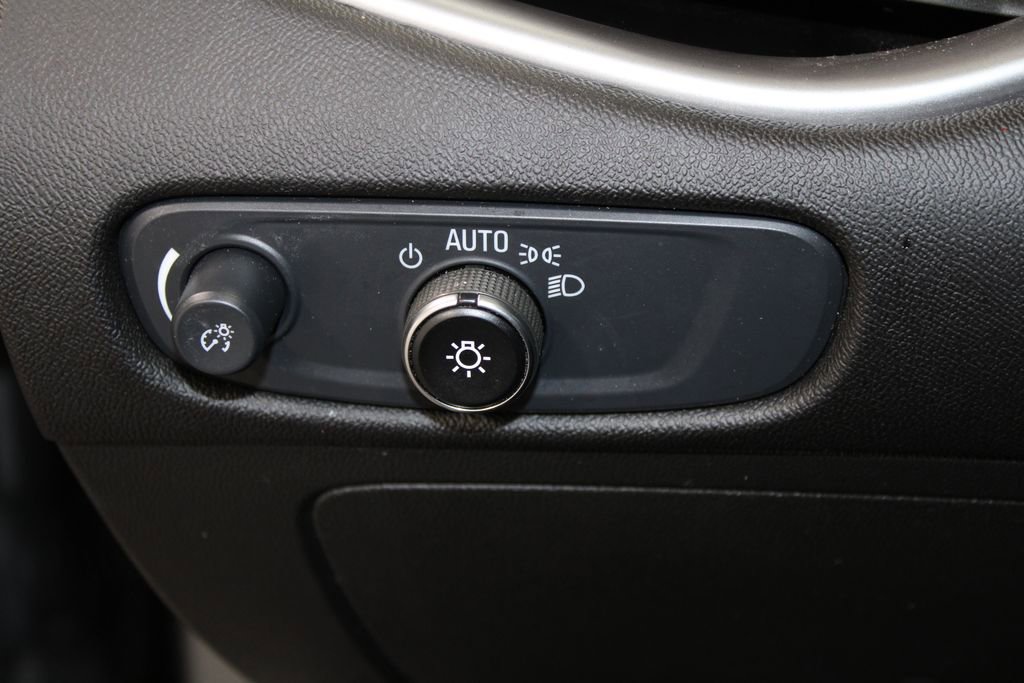 Used 2024 Chevrolet Malibu RS image 37