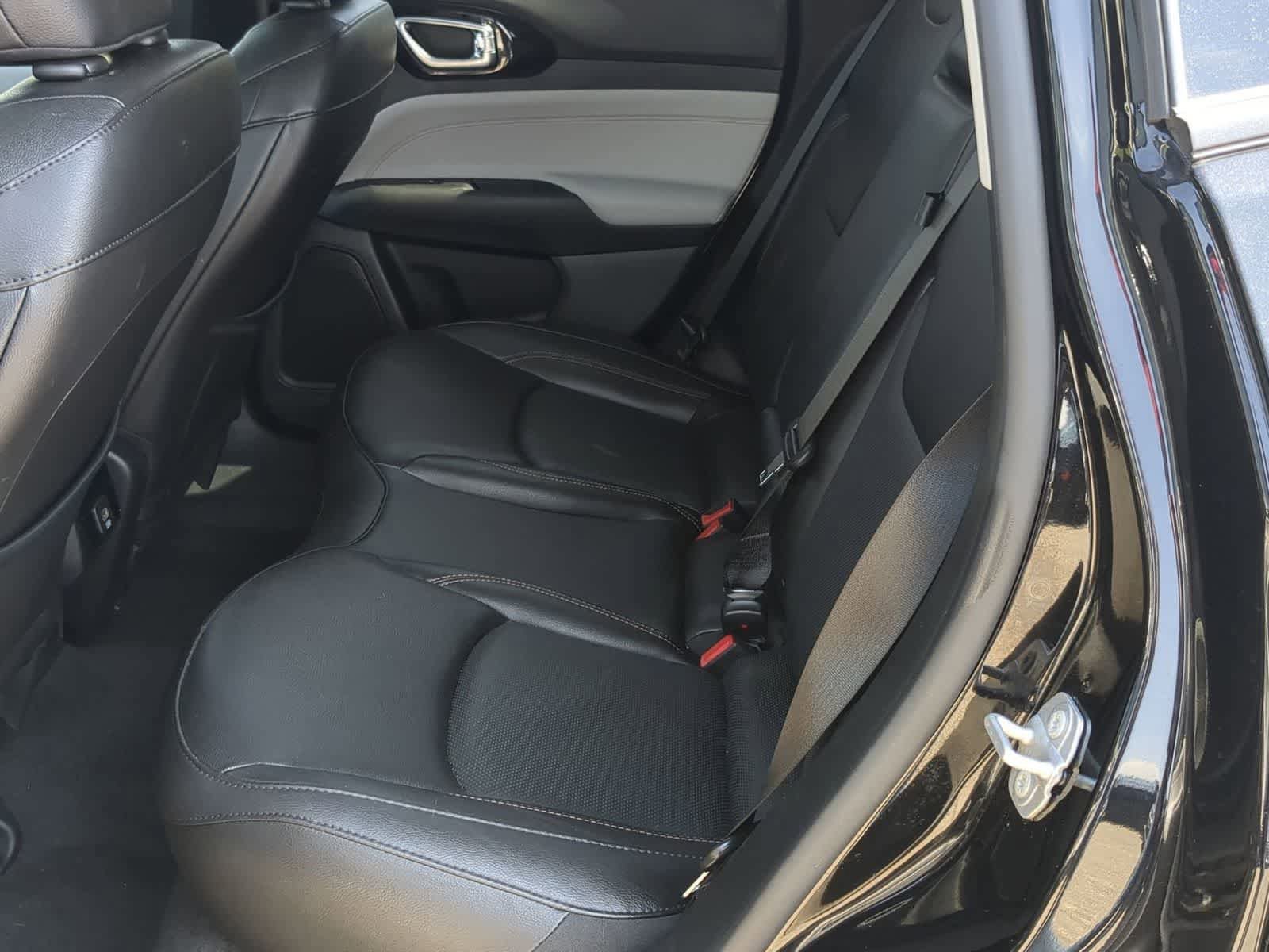 Used 2022 Jeep Compass Limited AWD/4WD image 19