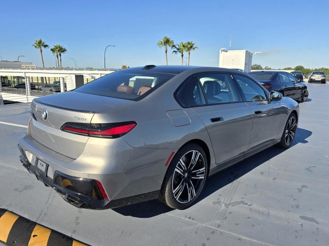 New 2025 BMW 760i xDrive image 3