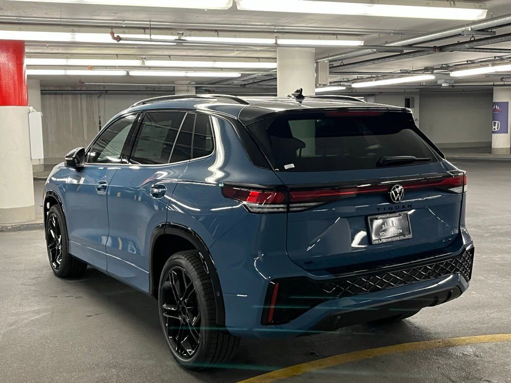 New 2025 Volkswagen Tiguan SE R-Line image 5