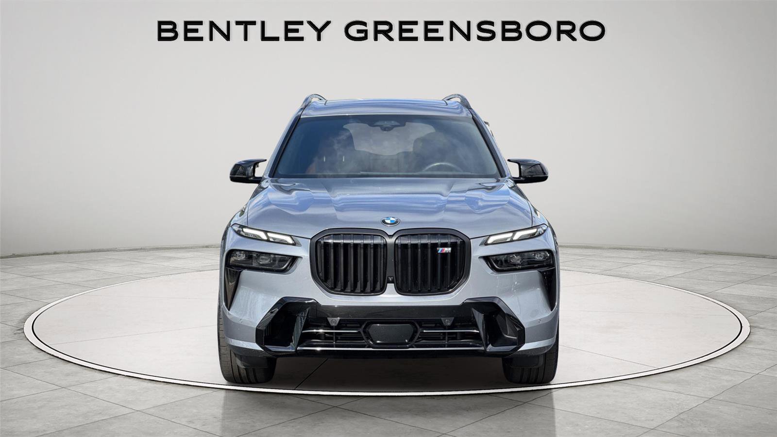 Used 2025 BMW X7 M60i image 2