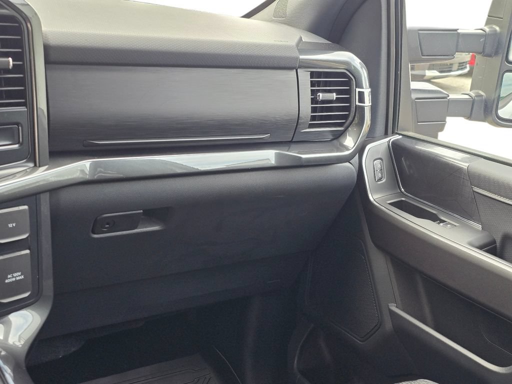 Used 2022 Ford F150 XLT w/ Equipment Group 302A High AWD/4WD image 19