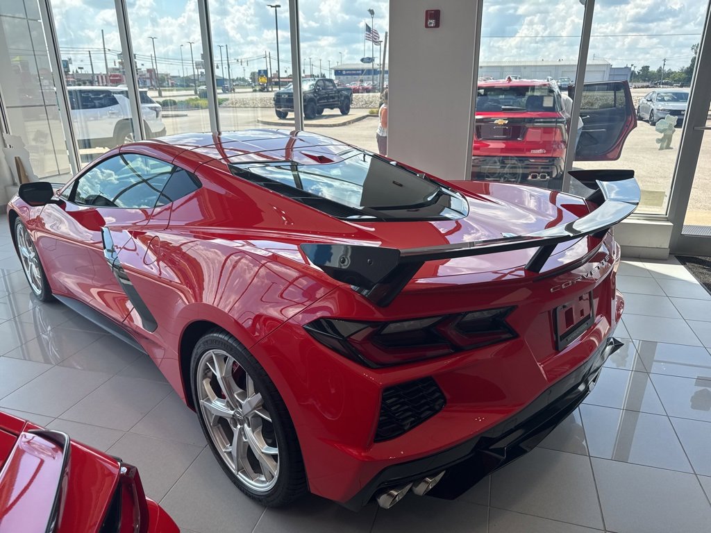 Used 2023 Chevrolet Corvette Stingray Premium Cpe w/ Z51 Performance Package image 3