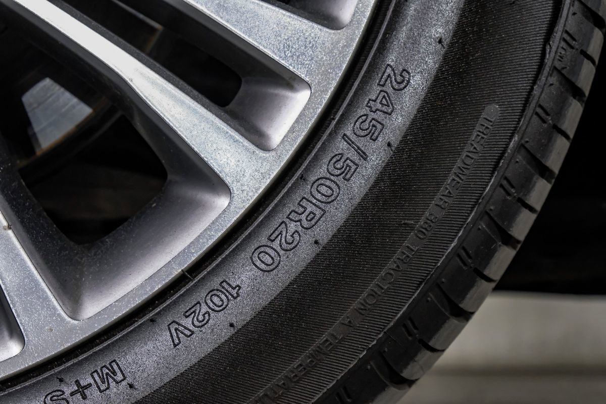 Used 2016 Lincoln MKX Reserve w/ Technology Package image 56