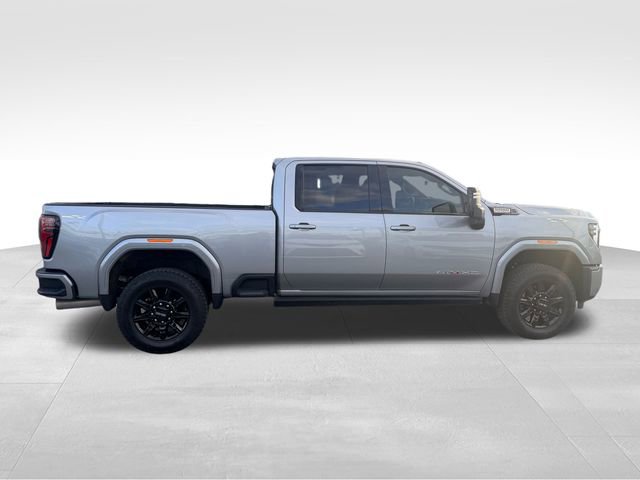 Used 2025 GMC Sierra 2500 AT4 w/ AT4 Premium Plus Package image 4