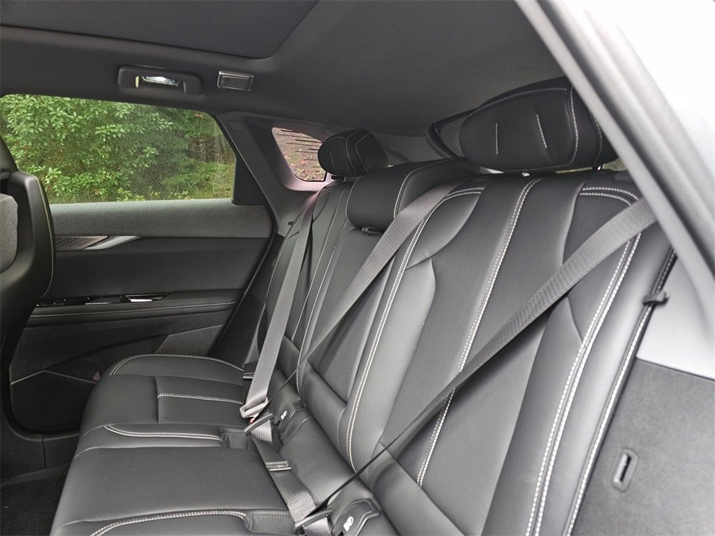 New 2026 Cadillac Optiq Sport 1 image 18