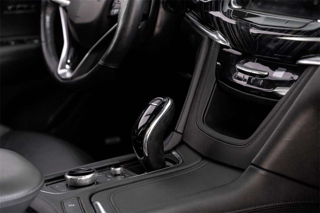 Used 2024 Cadillac XT6 Premium Luxury image 23