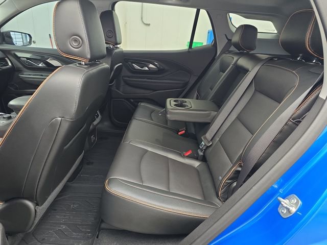 Used 2024 GMC Terrain AT4 w/ Infotainment Package II image 25
