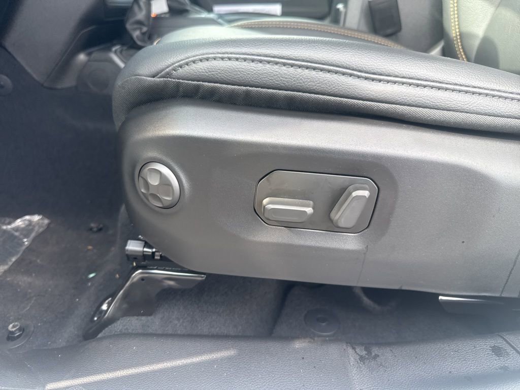 New 2025 Jeep Wrangler Sahara image 15