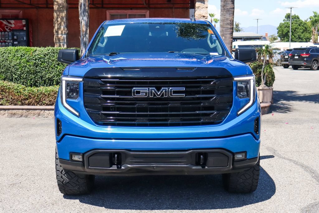 Used 2022 GMC Sierra 1500 Elevation AWD/4WD image 3