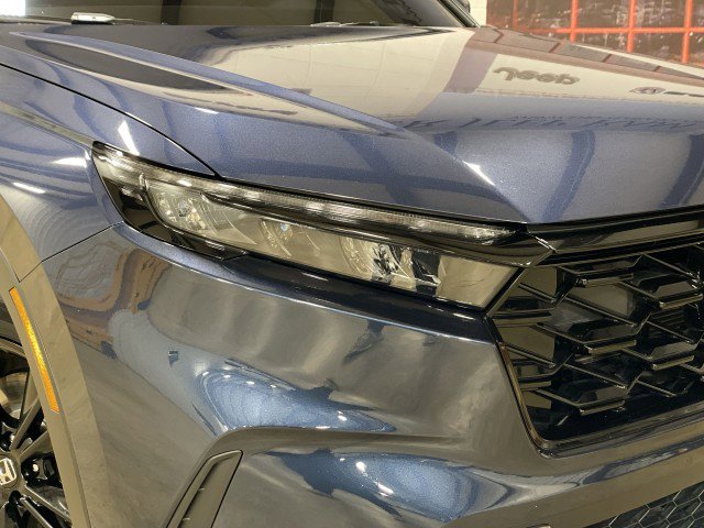 Used 2025 Honda CR-V Sport Touring image 10