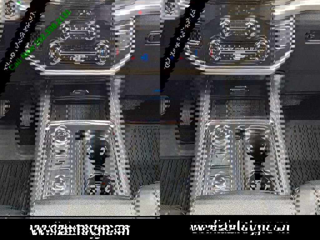 Used 2023 Ford Expedition Max XLT image 21