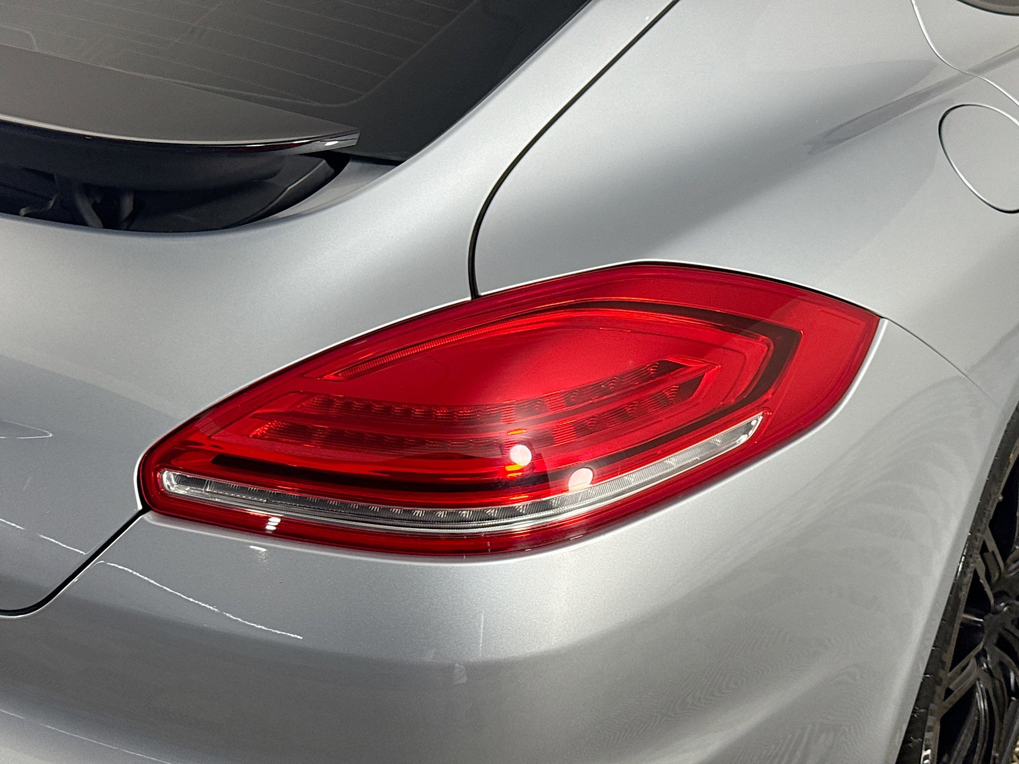 Used 2016 Porsche Panamera 4 Edition AWD/4WD image 32