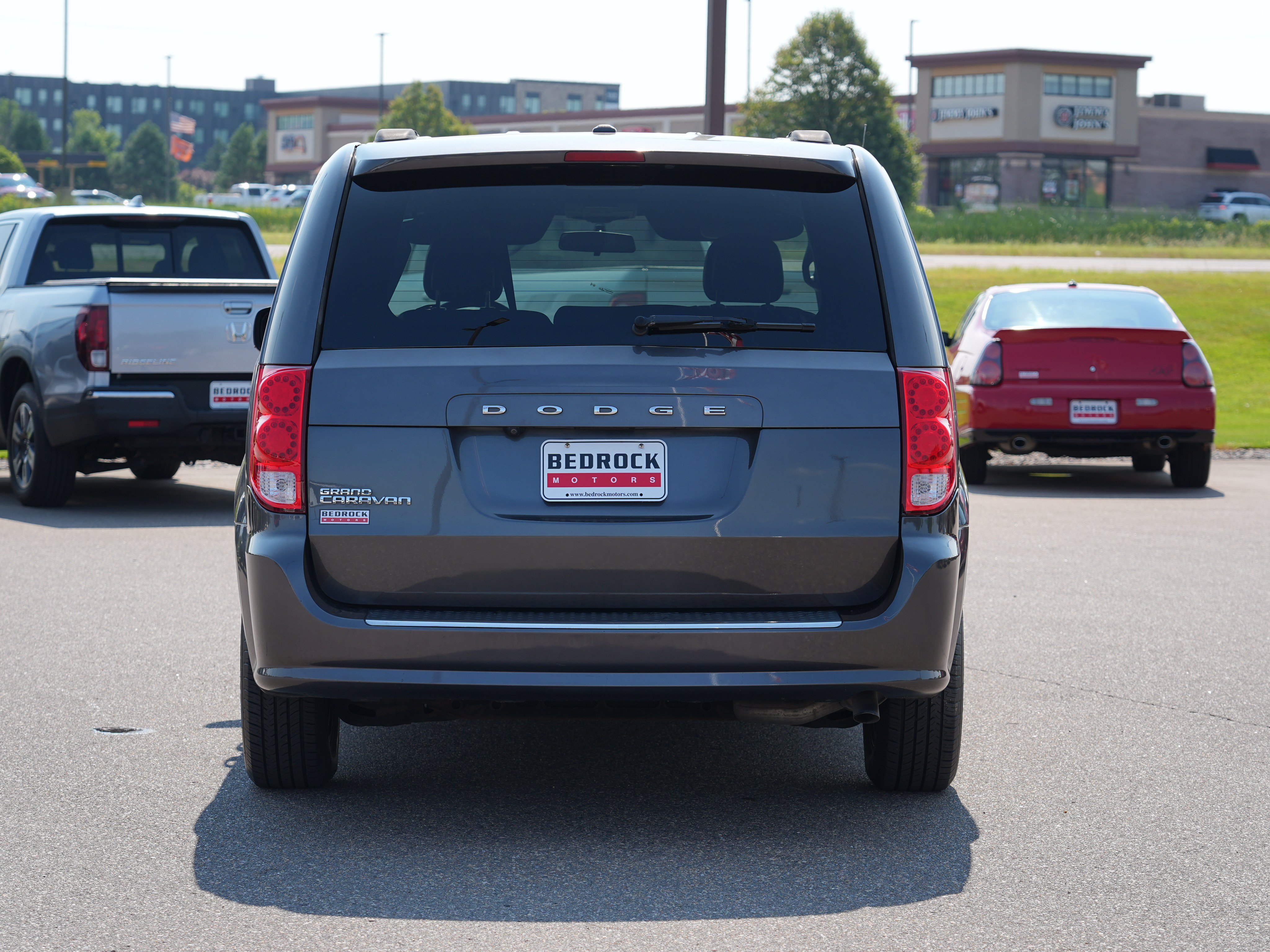 Used 2016 Dodge Grand Caravan R/T FWD image 4
