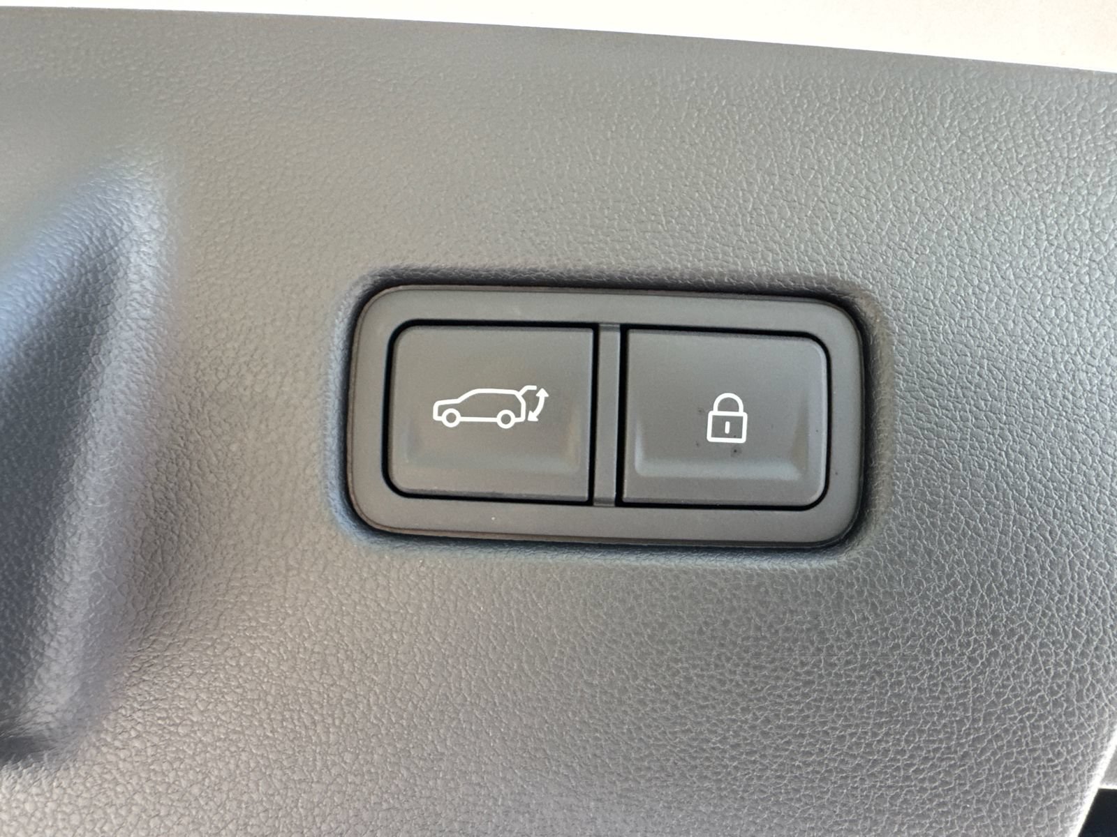 Used 2026 Hyundai Palisade Limited FWD image 19