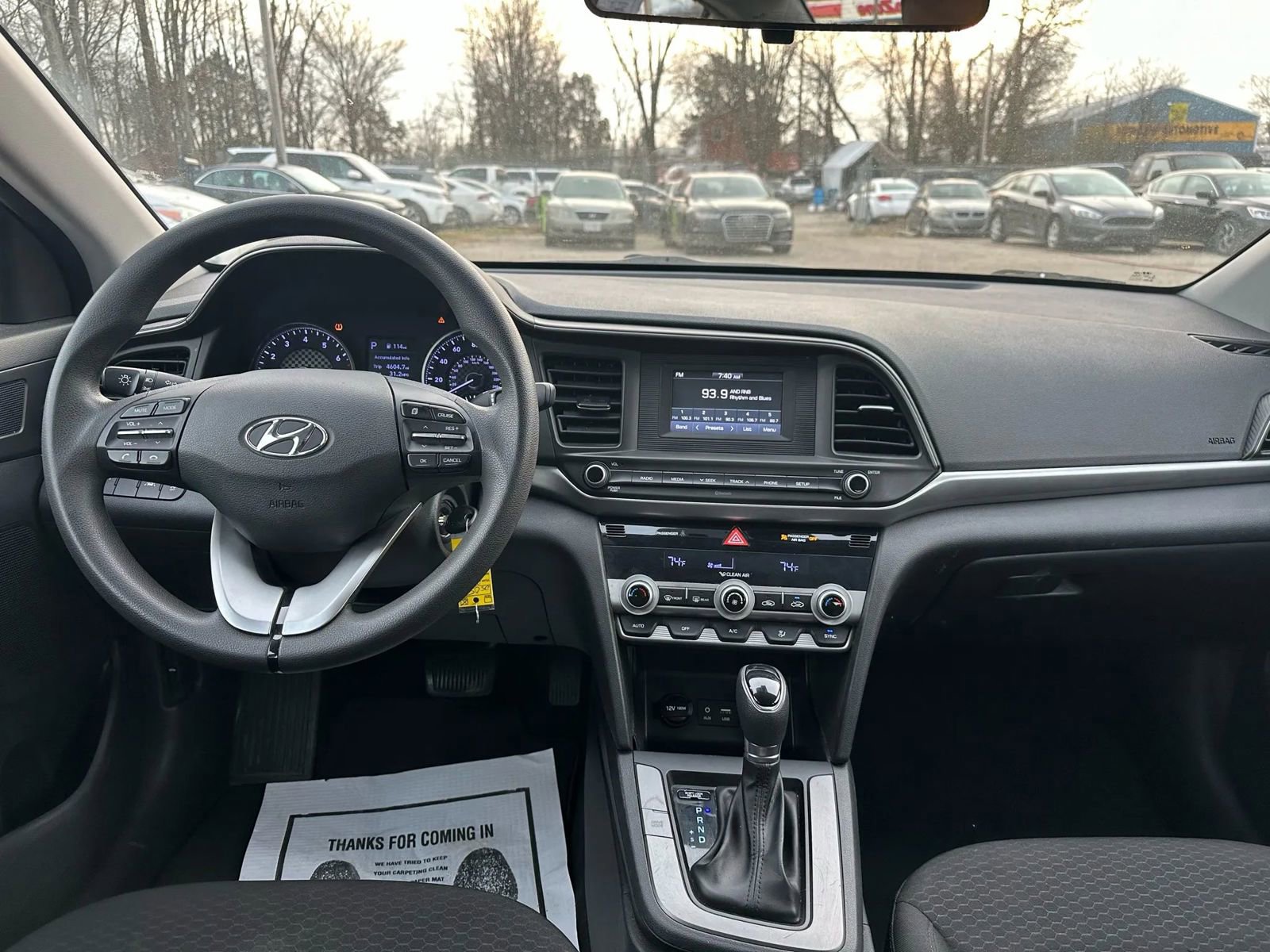 Used 2020 Hyundai Elantra SE w/ Cargo Package (C1) image 19