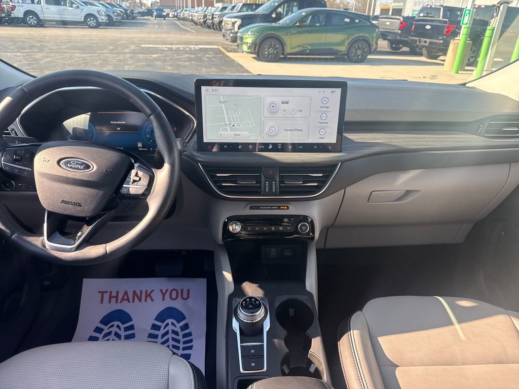 Used 2024 Ford Escape Platinum image 20