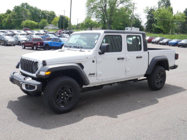 New 2026 Jeep Gladiator Sport AWD/4WD image 7