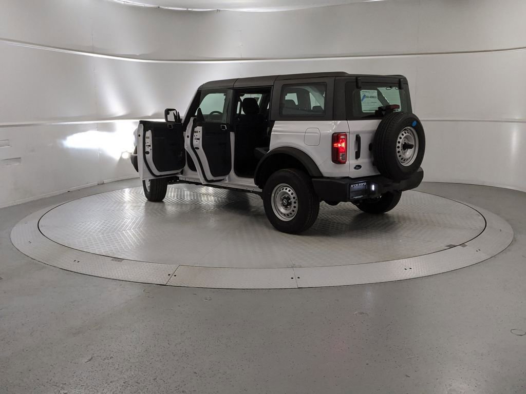 New 2025 Ford Bronco 4-Door image 10