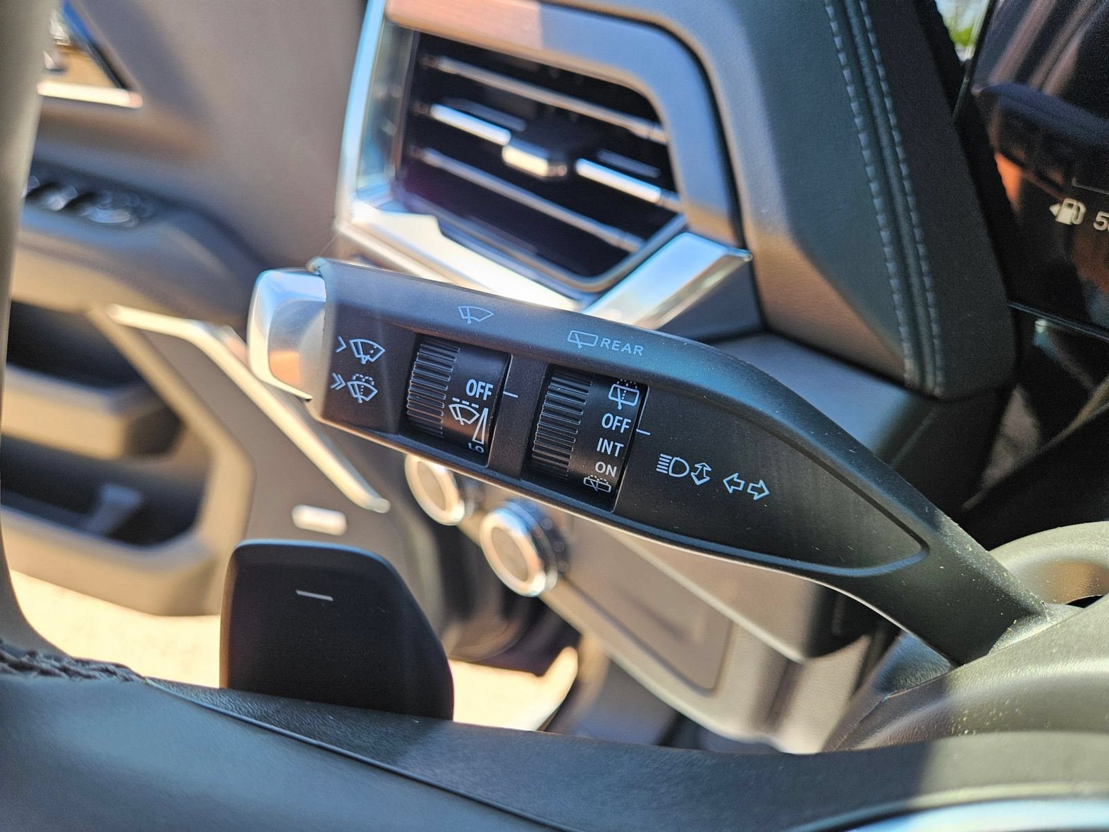 New 2026 GMC Yukon Denali AWD/4WD image 14