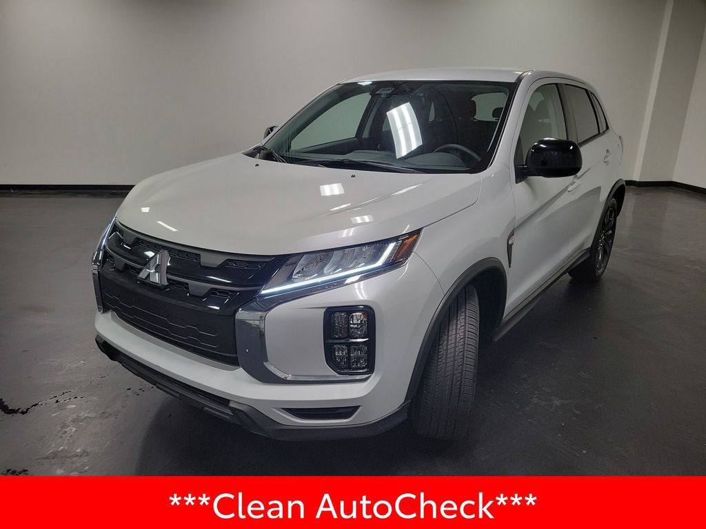Used 2025 Mitsubishi Outlander Sport LE AWD/4WD image 4
