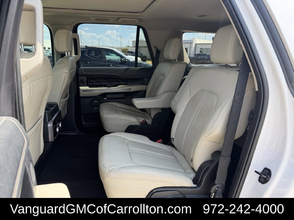 Used 2019 Ford Expedition Max Platinum AWD/4WD image 31
