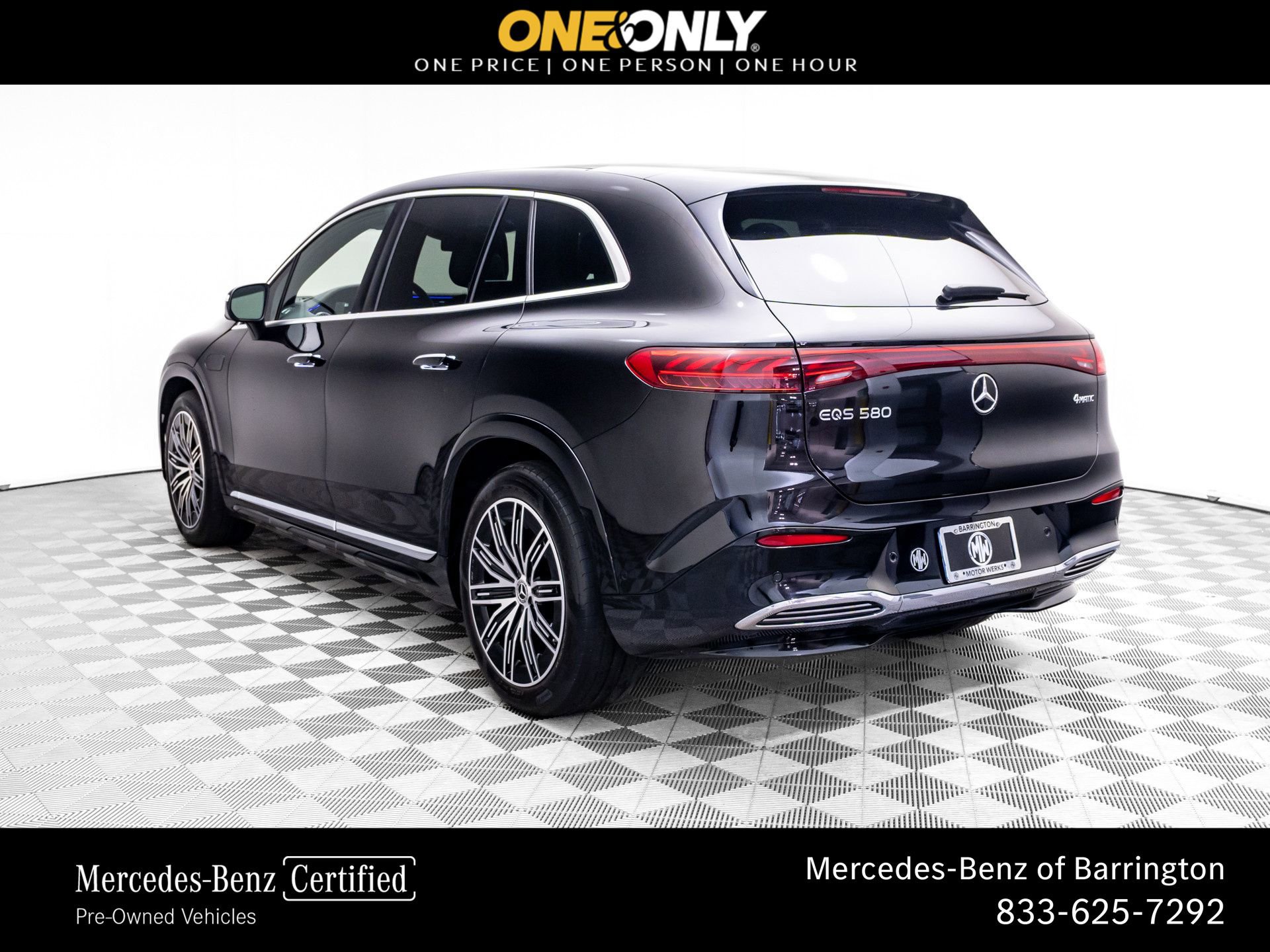 Used 2023 Mercedes-Benz EQS 580 4MATIC SUV image 3