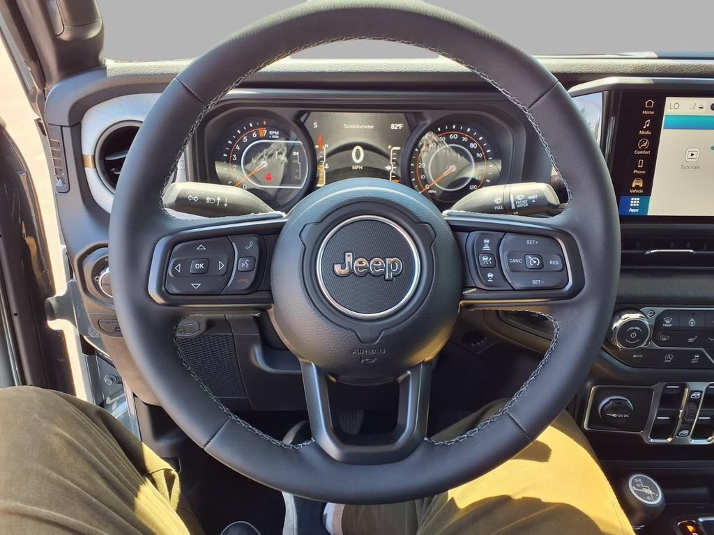 New 2026 Jeep Gladiator Sport AWD/4WD image 15