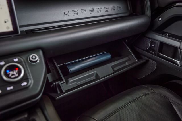 Used 2020 Land Rover Defender 110 X image 35
