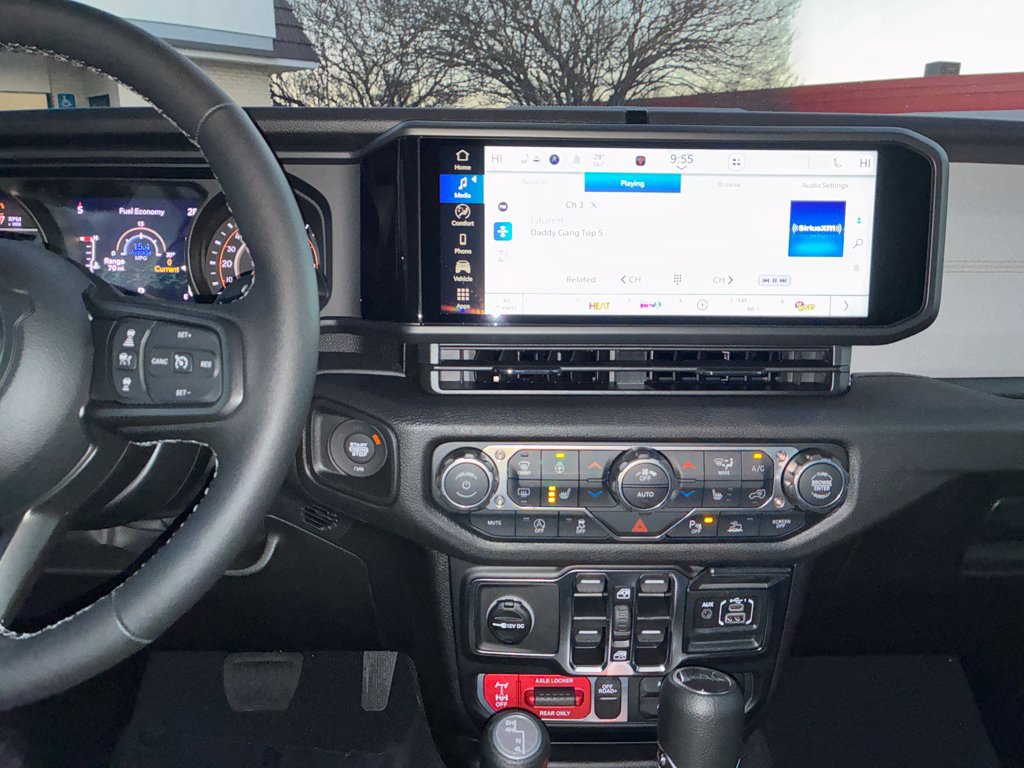New 2026 Jeep Gladiator Sport AWD/4WD image 18