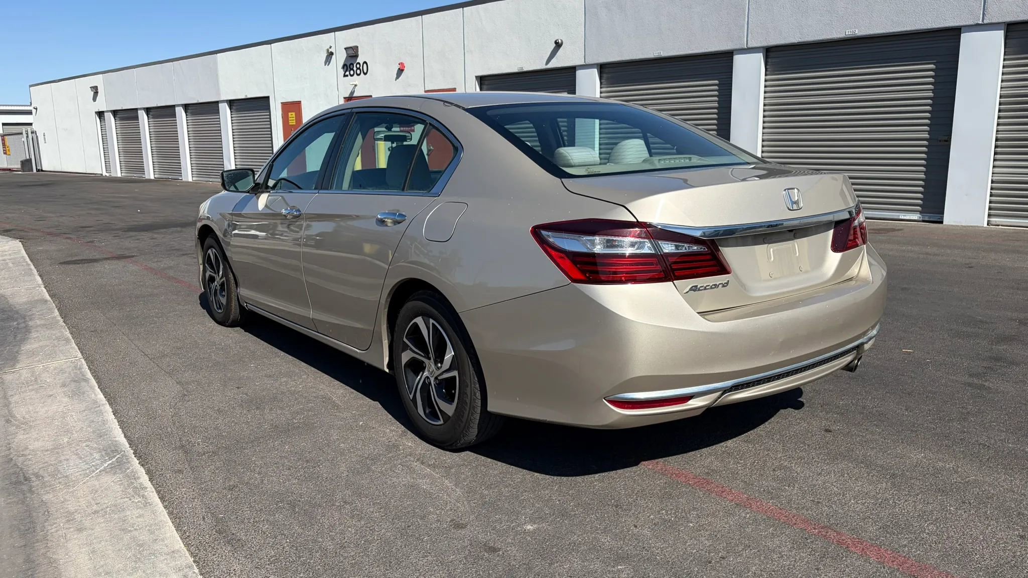 Used 2016 Honda Accord LX image 3
