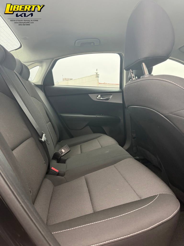 Used 2024 Kia Forte LXS image 10