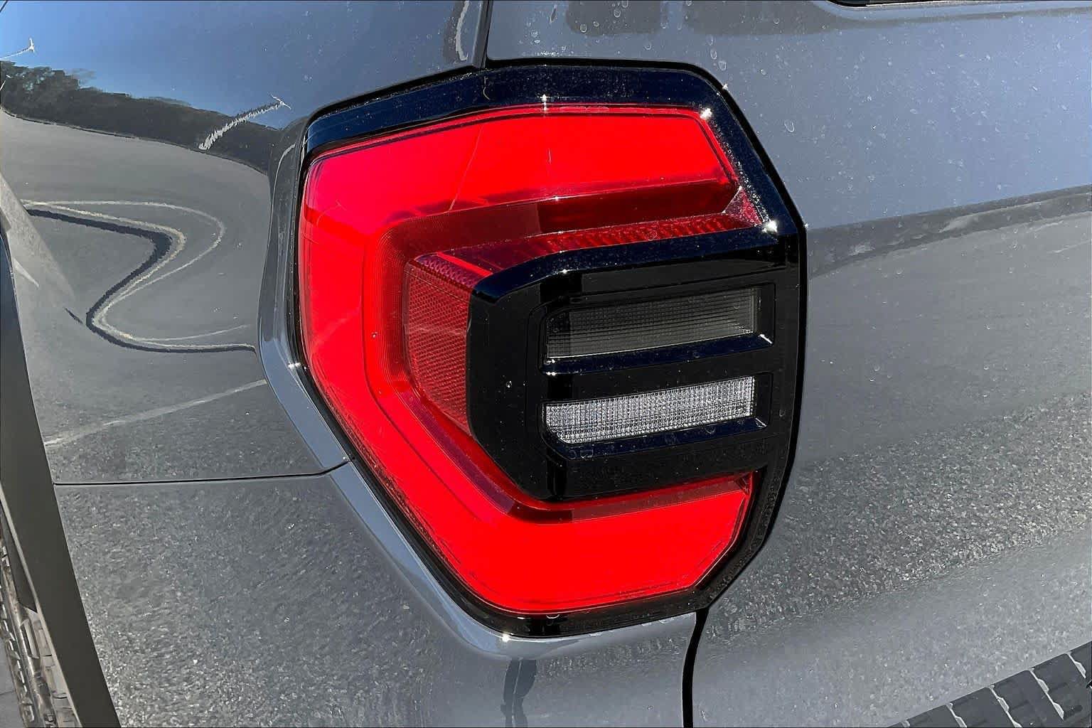 New 2026 Toyota 4Runner SR5 AWD/4WD image 14